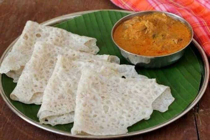 Neer dosa served with red rice